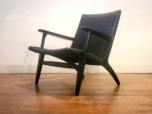 Hans J. Wegner CH25 Lounge Chair Voor Carl Hansen & Søn In Zwart Eiken. – fauteuils, Wood, Vintage
