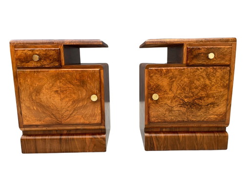 Tables de chevet Art Déco rénovées des années 1930 - Paire de tables de nuit tchécoslovaques en placage de noyer