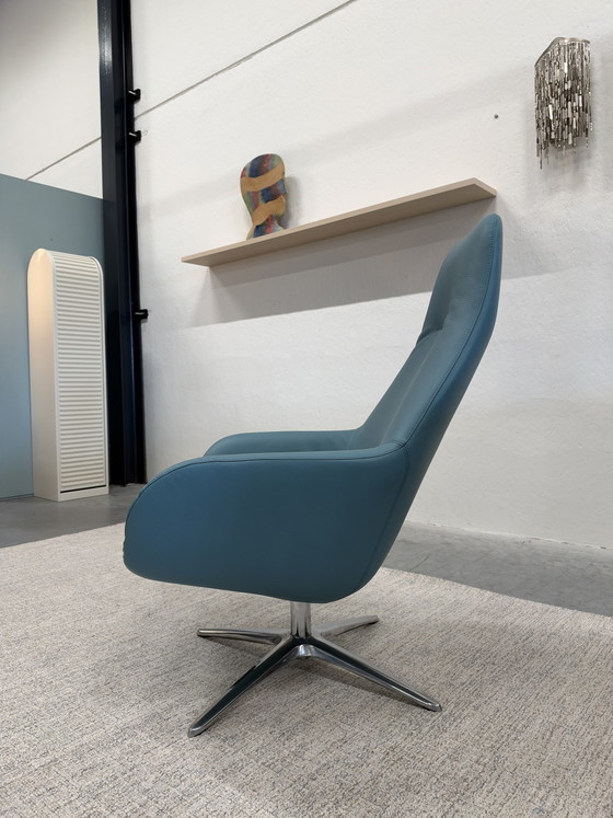 Pode Spot Two Poltrona girevole pelle blu – Sedie girevoli (photo 8 of 11)