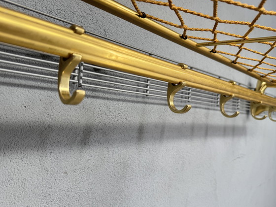 Image 1 of Vintage metalen wandkapstok met touw