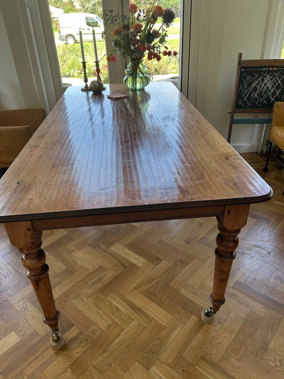 Antieke Tafel – Eetkamerset, Wood, Brass (photo 2 of 5)
