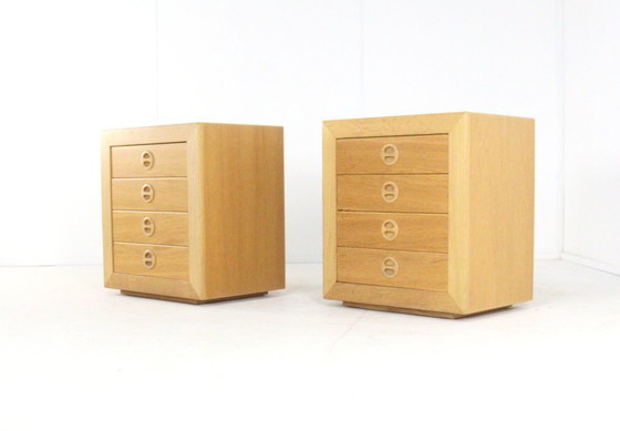 Image 1 of Ensemble de 2 tables de chevet en chêne vintage