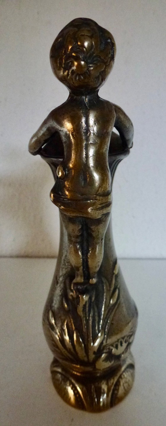 Image 1 of Jarrón Art Nouveau con putti