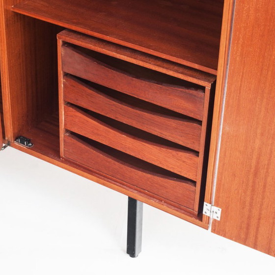 Modernist Wardrobe by Gérard Guermonprez for Magnani. France, 1950s. – Wood (photo 5 of 13)