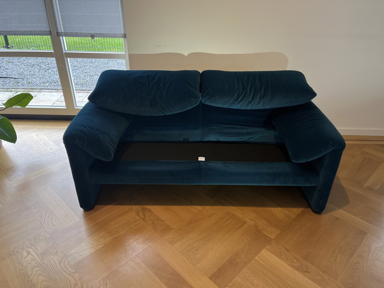 Image 1 of Cassina Maralunga