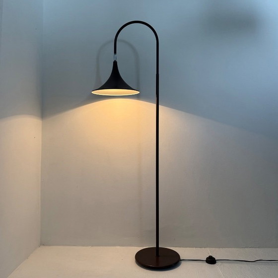 Image 1 of Hala Zeist Trompeten-Stehlampe in Braun, minimalistisch, niederländisches Design der 1970er Jahre