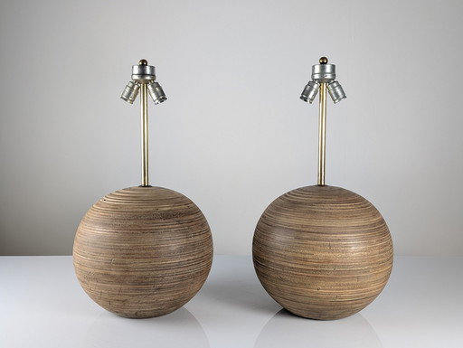 Paar grote tafellampen van gelamineerd hout en messing, jaren 1960