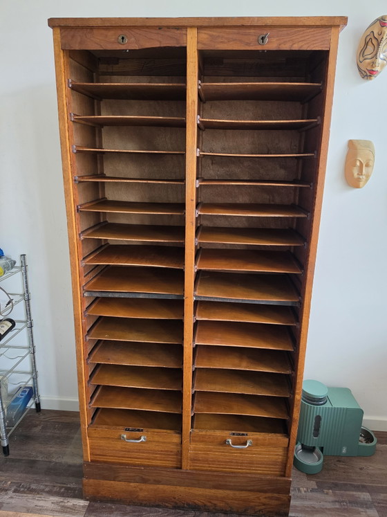 Antiker Eichenholz Doppel-Rollladenschrank / Notar-Archivschrank (Ca. 1930er/50er Jahre) (photo 2 of 8)