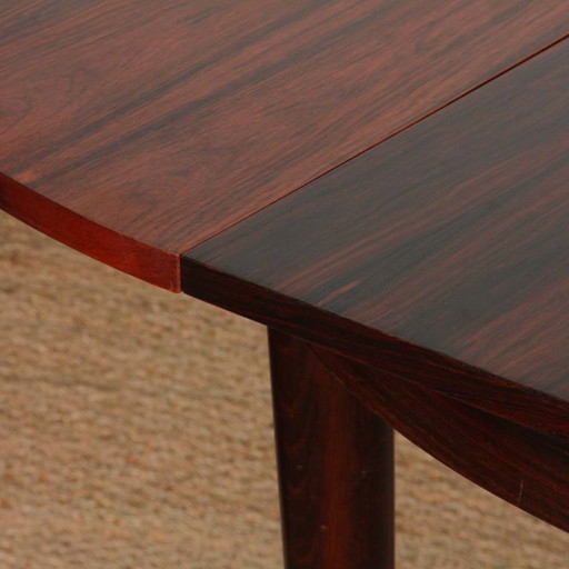 Extendable dining table in Rio rosewood, 1960