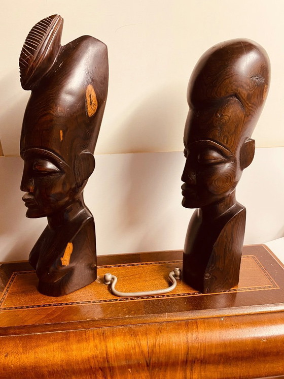 Image 1 of Estatuas africanas de hombre y mujer