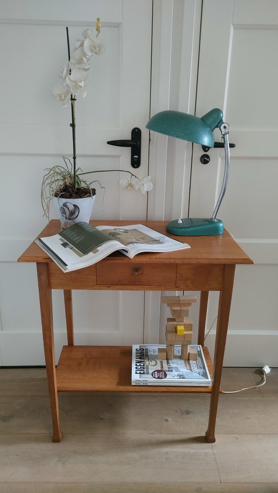 Image 1 of Antieke sidetable art deco tafel vintage tafeltje eiken
