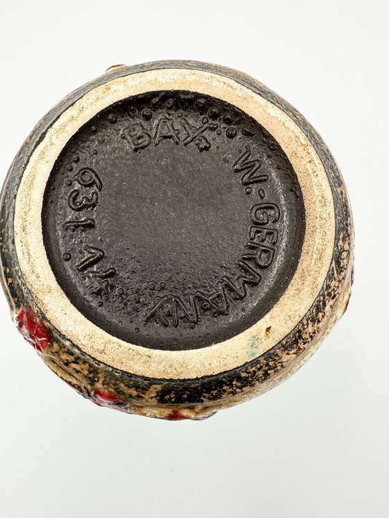 Image 1 of Bay West Germany Vase Fat Lava