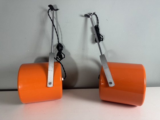 Image 1 of 2er-Set orangefarbene Raumfahrtlampe