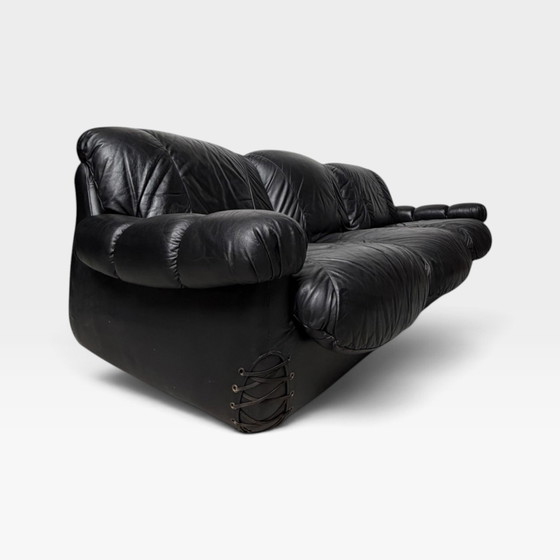 Sofa from the 70s – 3-5 seaters, Leather (photo 9 of 15)
