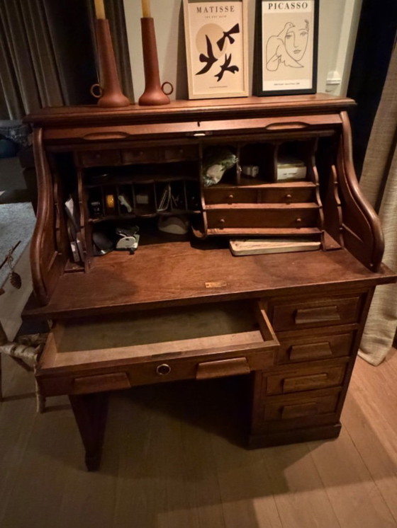 Image 1 of Secrétaire à volet roulant ancien - numéroté