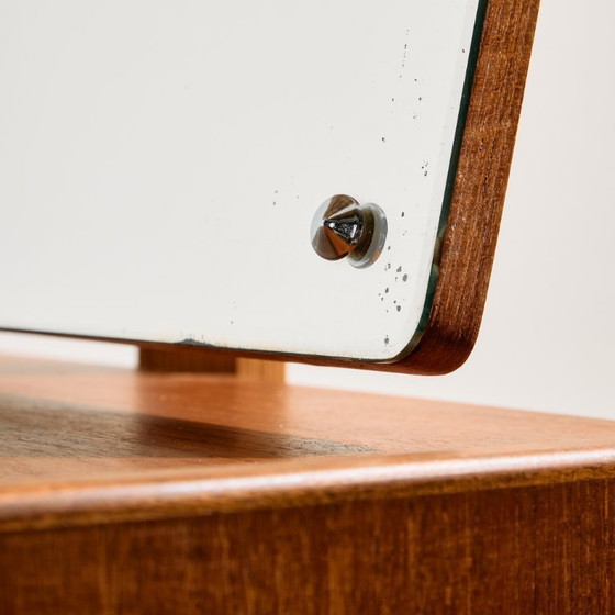 Image 1 of MK11133 Gerestaureerde teakhouten kaptafel van Kurt Østervig