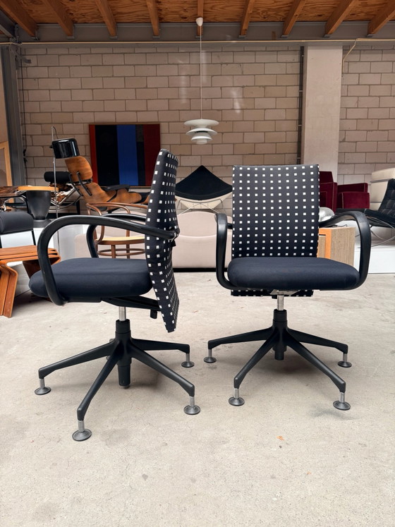 Vitra AC1 Office chair, Antonio Citterio (stock: 8), Metal, Plastic, Black (photo 4 of 15)