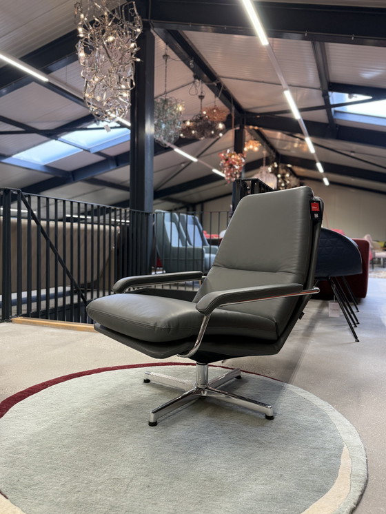 Image 1 of Gelderland 400 Fauteuil Grijs Leer Draaistoel