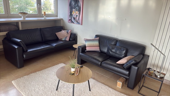 Demuynck 3 + 2,5-Sitzer, 2 Sitzer Sofas, Leder, Schwarz (Foto 5 von 5)