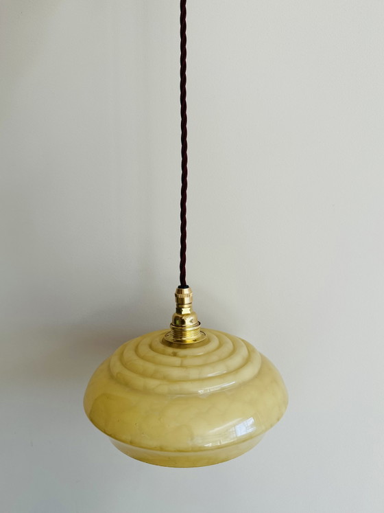 Image 1 of Franse Art Deco hanglamp van gemarmerd glas – jaren 30