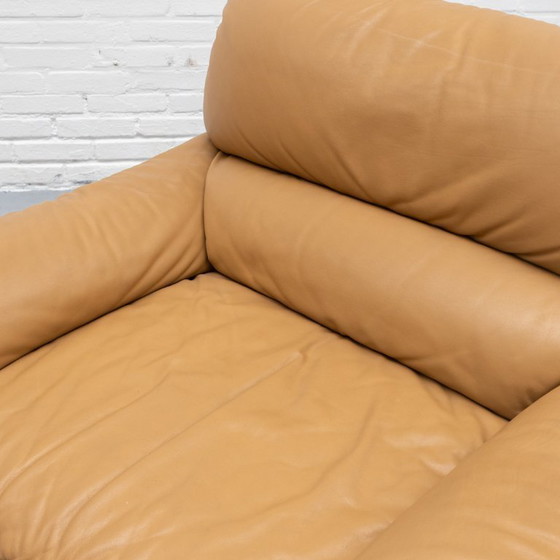 Image 1 of Giovanni Ofredi Queening Poltrona Saporiti