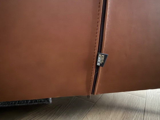 Image 1 of Design on Stock Bank Leer 