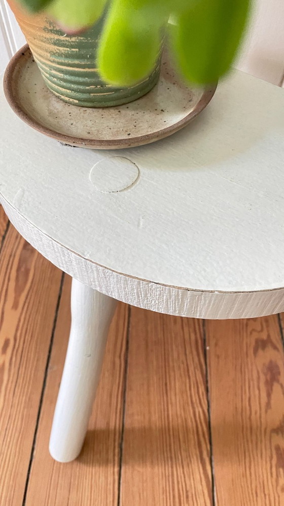 Image 1 of TABOURET Tripod White VINTAGE