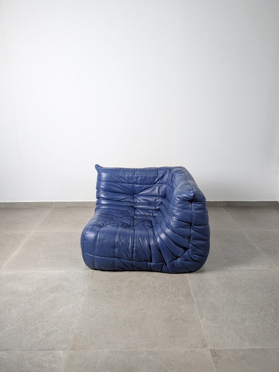 Image 1 of Michel Ducaroy Ligne Roset Ecksofa aus blauem Togo-Leder, Frankreich, 1980er Jahre