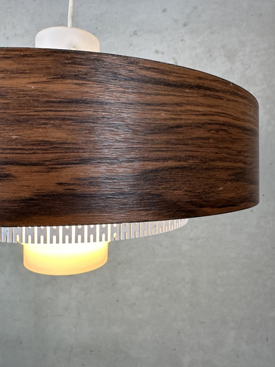 Image 1 of Lampada a sospensione vintage - metallo e opalino