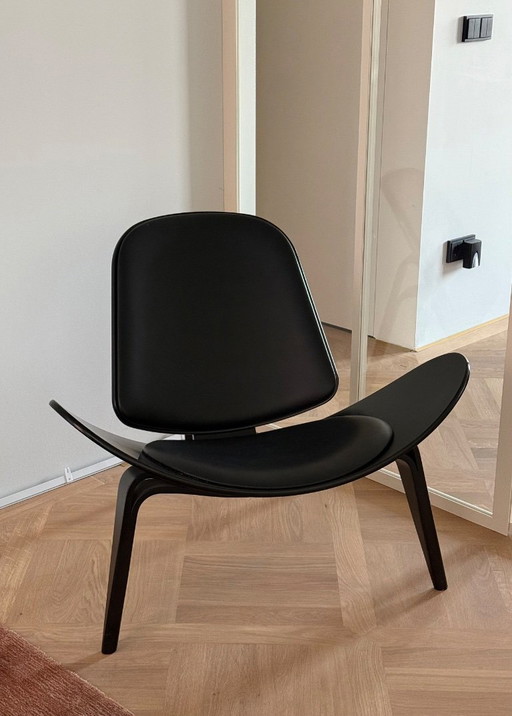 Carl Hansen & Søn CH07 Sedia a conchiglia