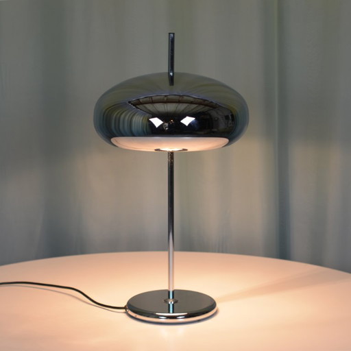 Lampada da scrivania a cupola cromata