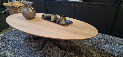 Mesa de centro ovalada 140/70/42