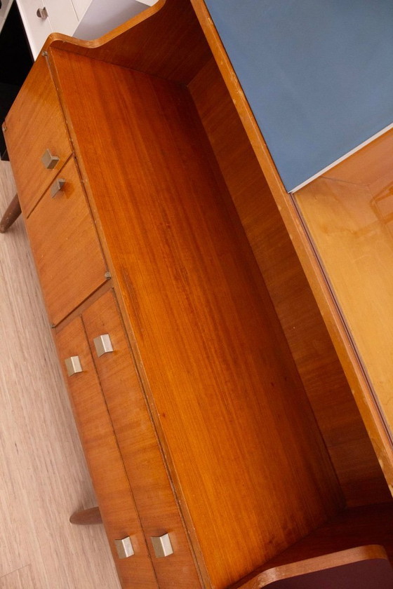 Image 1 of Jaren 50 buffetkast met blauwe en glazen schuifdeur