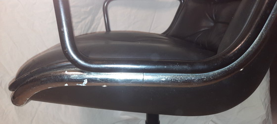 Image 1 of Poltrona direzionale Knoll Pollock vintage anni '70 – pelle nera, base a 4 stelle