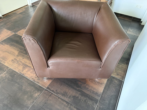 Image 1 of Drie Gelderland 4800 stoelen en poef bekleding leer