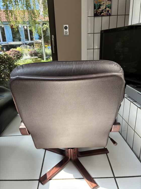Image 1 of Fauteuil lounge vintage scandinave 