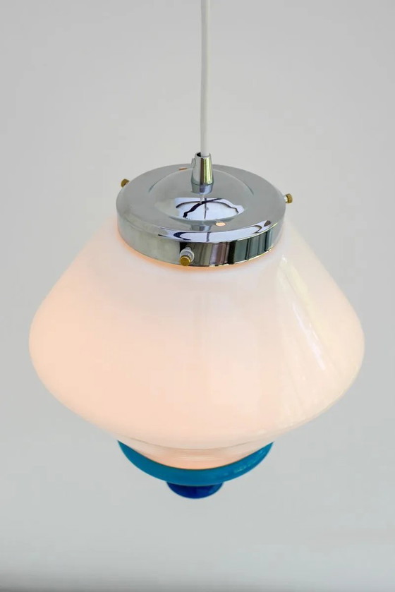 Image 1 of Suspension Art déco scandinave en verre opalin avec détails bleu azur, années 1930