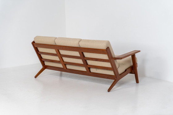 Image 1 of Early GE-290 3-seater sofa in oak by Hans J. Wegner for Getama (Denmark, 1953).