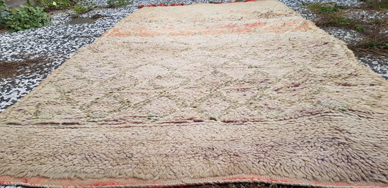 Image 1 of Alfombra bereber de lana anudada a mano, 200 x 103 cm