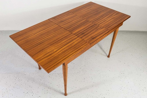 Uitschuifbare vintage eettafel ontworpen door M. Grabiński, Polen, jaren 60 – Wood (photo 2 of 15)