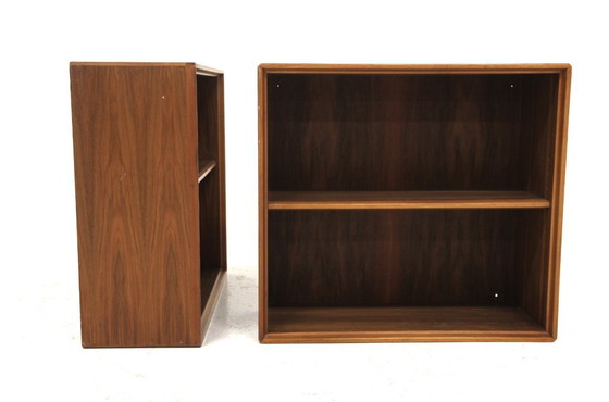 Image 1 of Tables de chevet murale en noyer conçues par bertil fridhagen pour la maison de fabrique suédoise bodafors dans les années 1960.