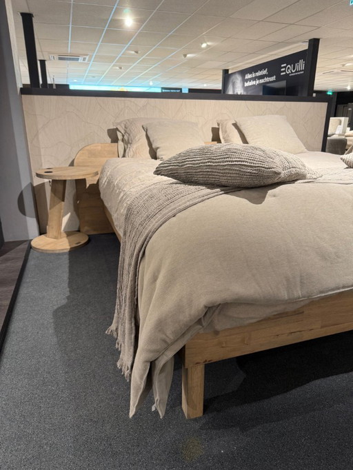 Steel & Stockings Lotta crib