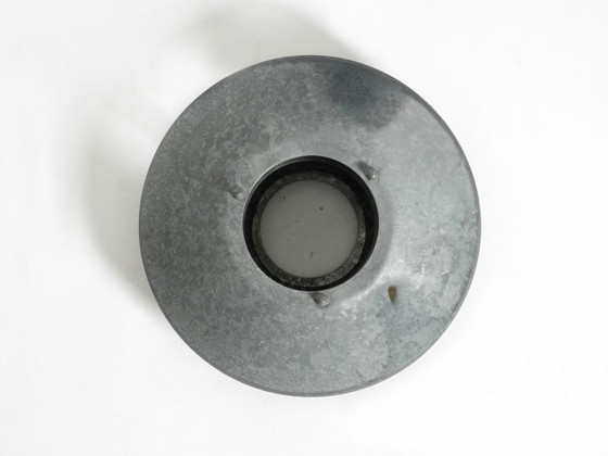 Image 1 of Prachtige Deense Nordlux buitenlamp uit de jaren 90, gemaakt van gegalvaniseerd staal met een glazen kap.