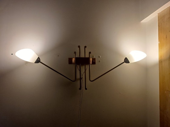 Image 1 of Importante applique murale laiton verre opalin 1960s