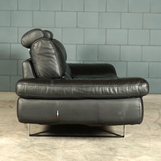 Image 1 of LaNouva Sitzgruppe – Dreisitzer-Sofa mit Zweisitzer-Sofa – schwarzes Leder