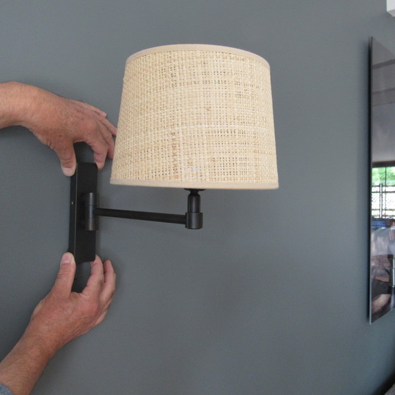 Image 1 of 2 Vollmetall-Gelenkarme mit Gewehrlauf für Wandleuchten