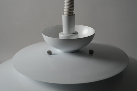 Lámpara colgante multicapa Markslöjd, lacada en blanco, iluminación moderna escandinava de los años 90, (photo 7 of 11)