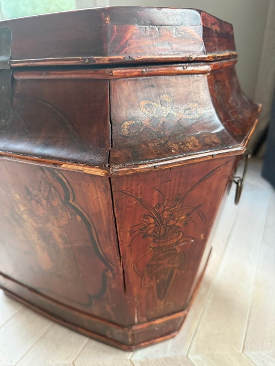 Image 1 of Auténtico cofre nupcial chino, antiguo.