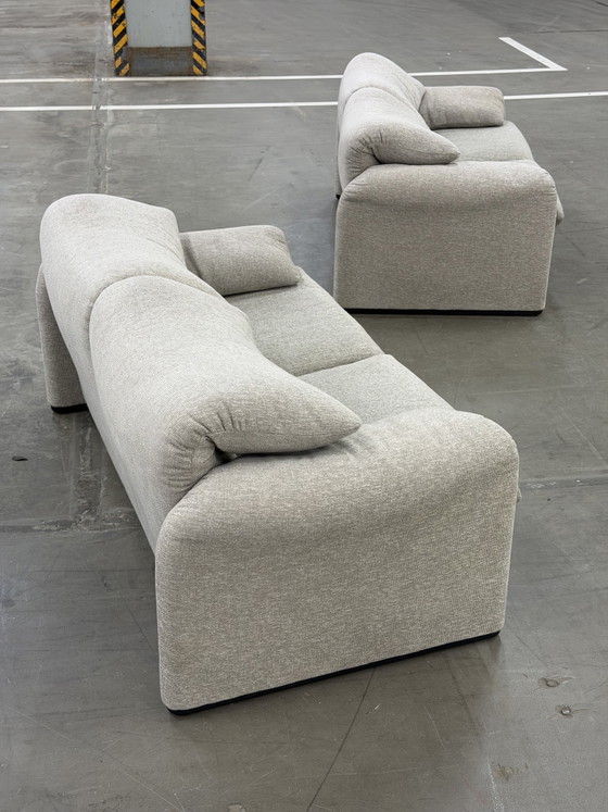 Cassina Maralunga Set – Sofas, Textile (photo 10 of 14)