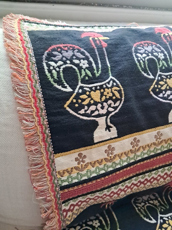 Portuguese Rug / Wall Hanging with the Iconic Image of the "Galo De Barcelos" – Wall decoration, Cotton (photo 6 of 8)